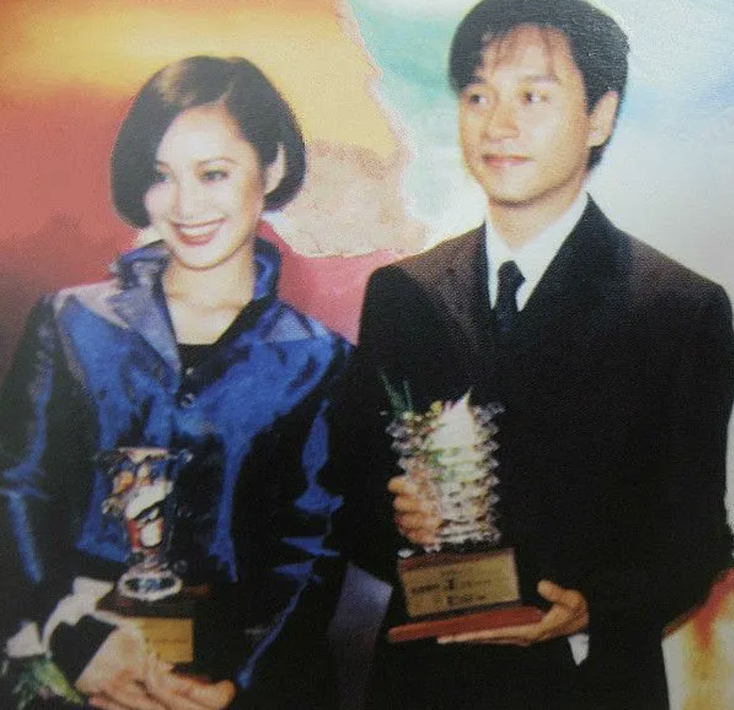 回顾宁静和姜文传绯闻25岁嫁给美国前夫50岁依旧过得自由