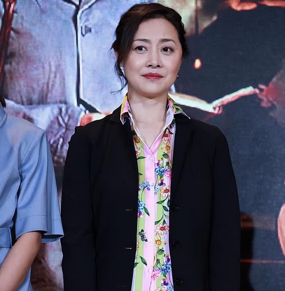 回顾刘蓓三婚携子再嫁前夫亲儿子是她的骄傲明星继子让她烦恼