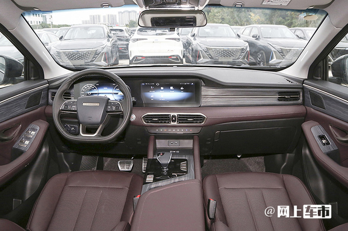 奇瑞捷途:新x90 plus来了,便宜4000元,减配14项划算吗?