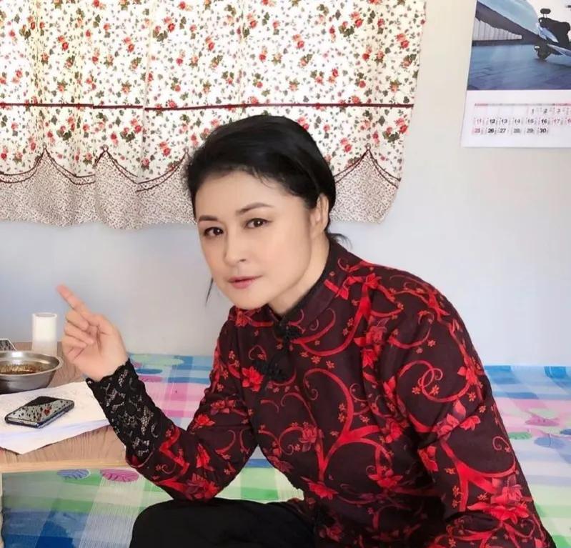 回顾演员于月仙婚后无儿女50岁因车祸去世丈夫的选择令人心疼