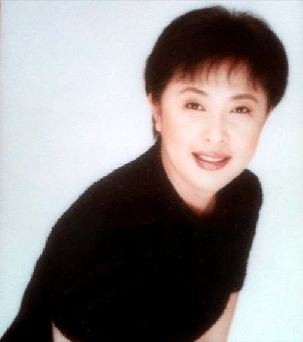 央视著名主持人刘璐嫁中国台湾丈夫退休后生活怎样