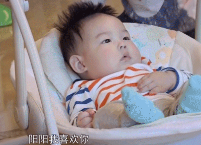 好东西开机合照梅婷女儿站位抢镜她拿女儿当摇钱树