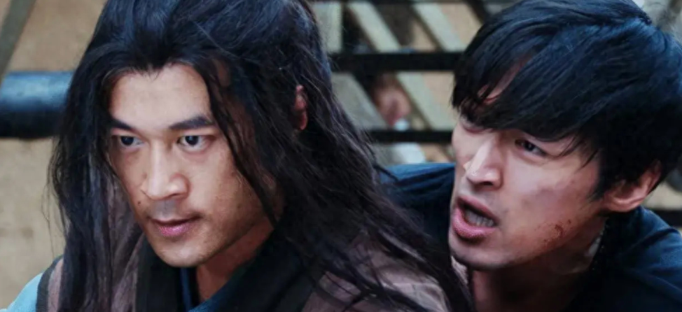 回顾谭凯演技太好被误认为是日本人51岁仍未婚和老母相依为命