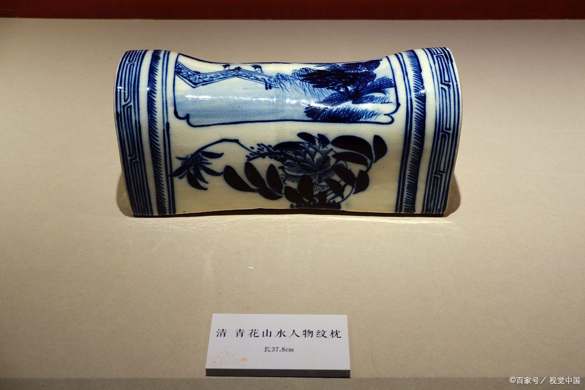 陶器の枕（陶枕）寿福の文字 染付花模様 中央が凹んだ形状 【公式通販】