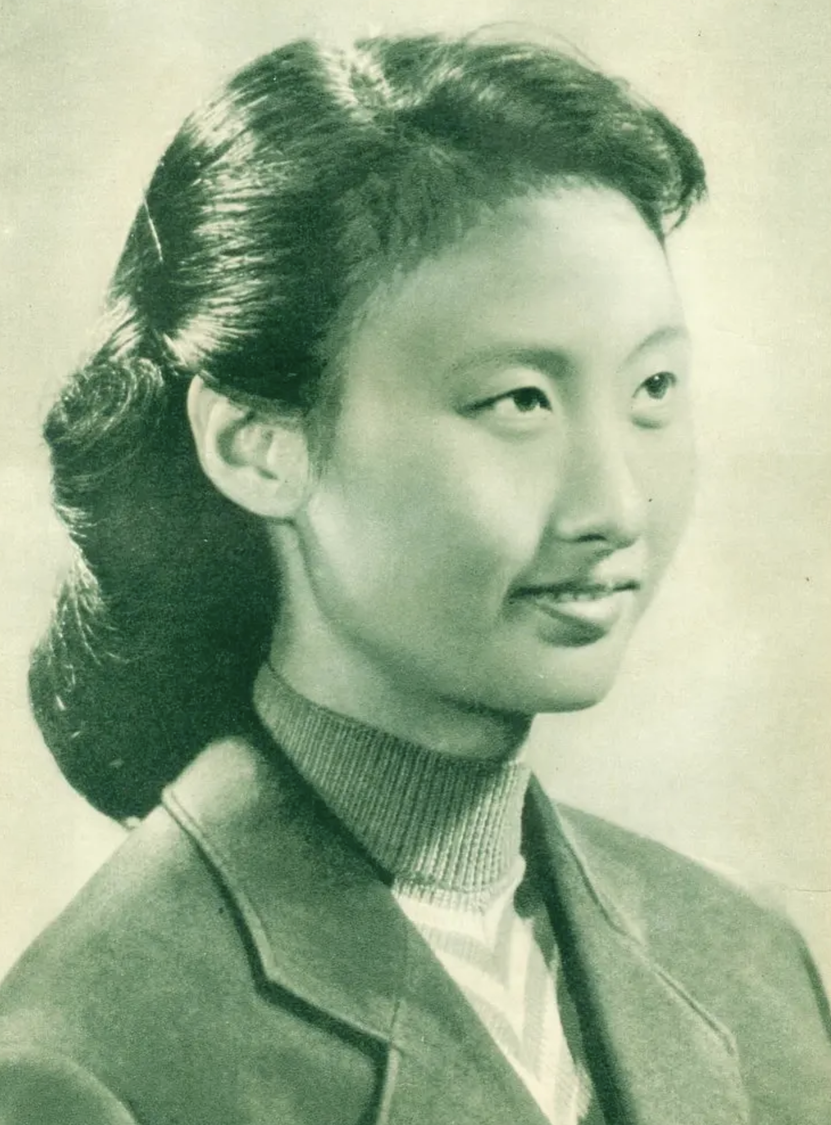 回顾黄宗英一生4段婚姻17岁成寡妇68岁再当新娘活成了传奇