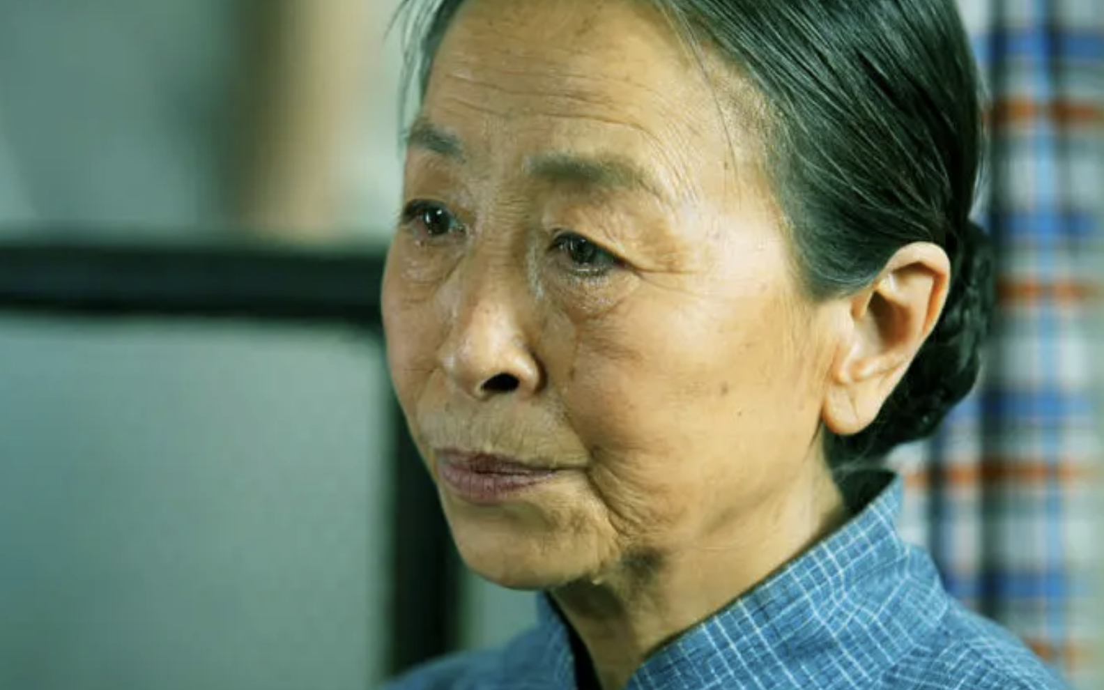 回顾张少华一生住在40平的房子里去世一年后丈夫十分想念