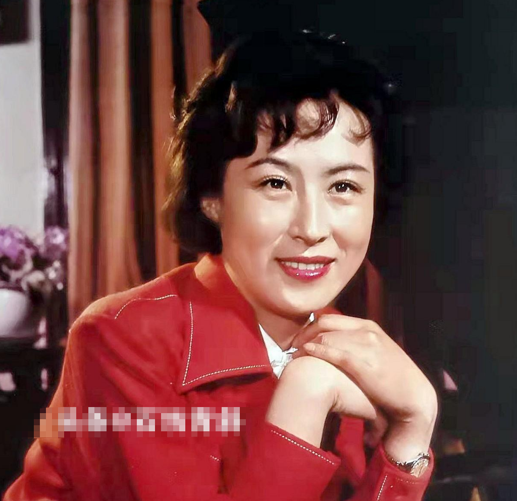 回顾朱曼芳大女儿是演员小女儿是画家对偏瘫丈夫不离不弃