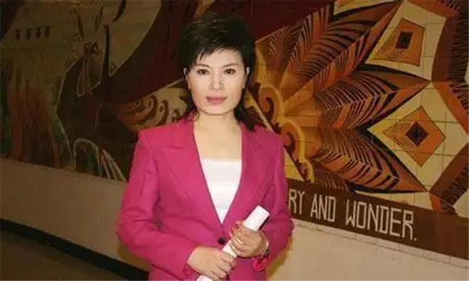 回顾李瑞英播报新闻联播18年0失误儿子坠楼仍坚守岗位