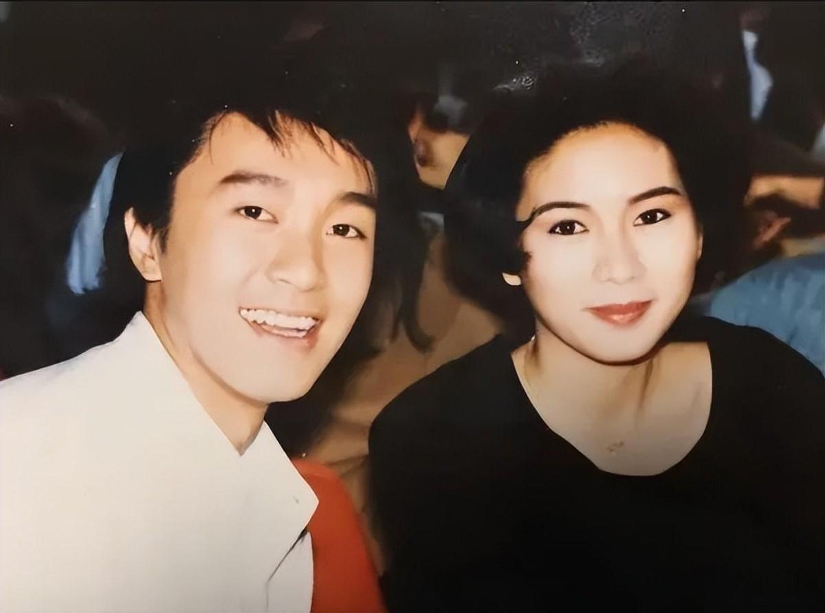 回顾朱茵离开周星驰下嫁黄贯中住破屋开破车却羡慕哭千万人