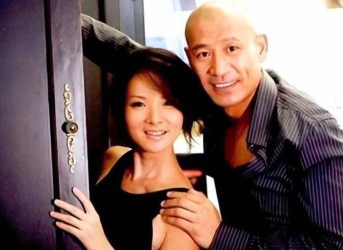 回顾演员谢兰嫁大11岁男友坚持做丁克12年39岁却意外得子