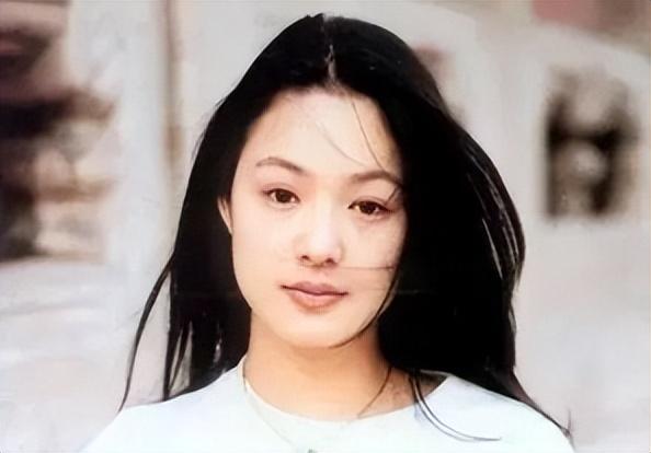 回顾周韵嫁二婚姜文成后妈被继女厌婆婆嫌18年后却成全家团宠