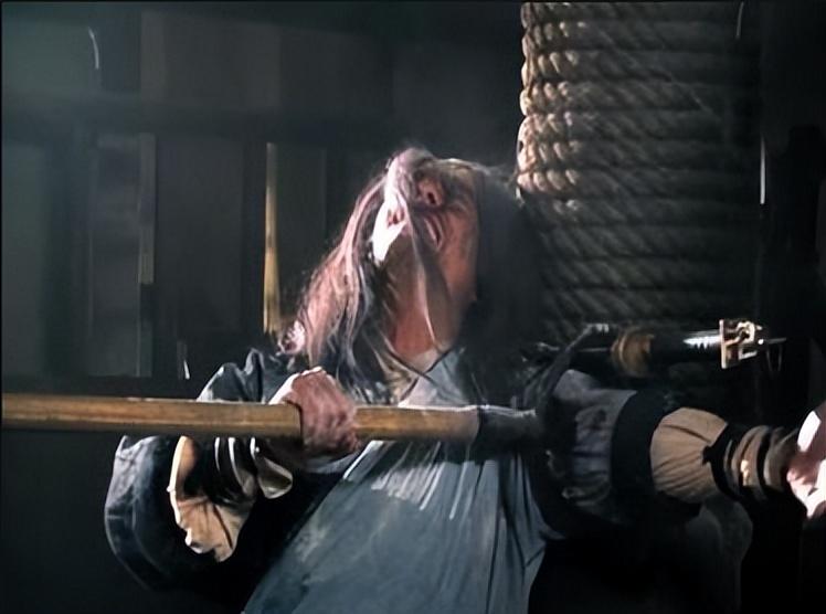 武松出家后才懂他杀了西门庆潘金莲却放过了一个可恨之人