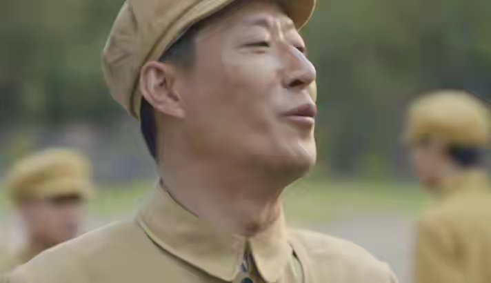 收手吧于震别再羞辱观众智商了48岁演剧版长津湖雷人又无脑