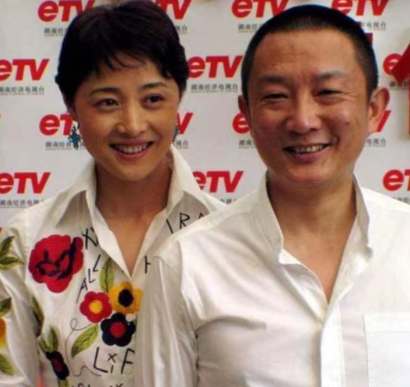 回顾宋佳上综艺败坏观众缘与张黎的恋情成为黑历史42岁仍单身