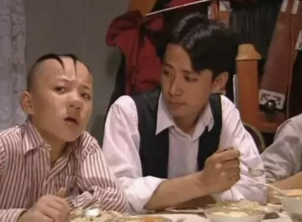 回顾高鑫娶了母亲的学生陪妻子治疗4年用柔情换来爱情