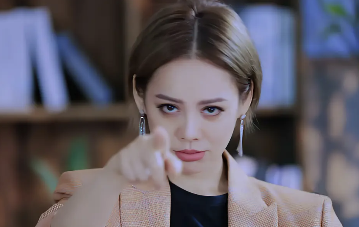 2005年,宁静和保罗彻底结束了婚姻关系,开始了回归了自由自在的生活