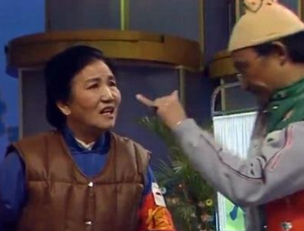 回顾赵丽蓉经历改嫁丧女60岁才上春晚因一句话帮警方破案