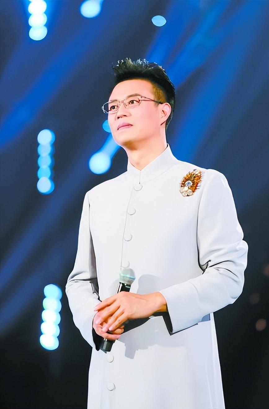 回顾河北好男人白燕升妻子六级伤残不离不弃50岁才有了儿子