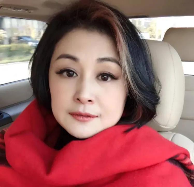 回顾演员于月仙婚后无儿女50岁因车祸去世丈夫的选择令人心疼