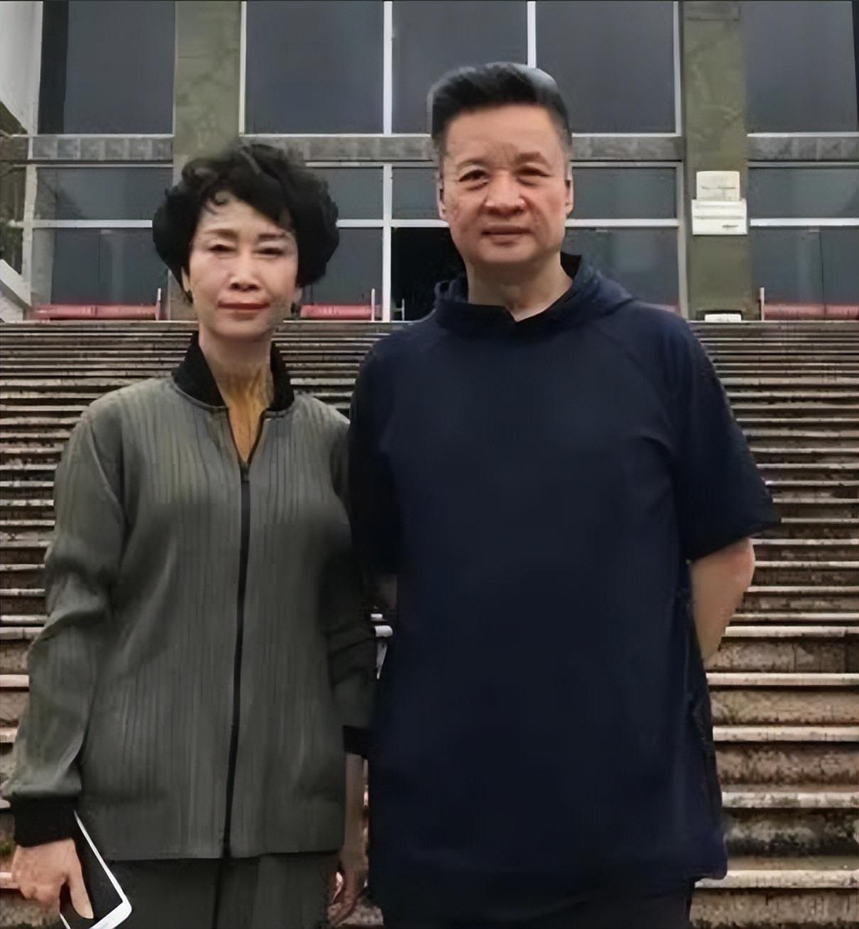 回顾阎维文女儿在恩爱的环境长大爸爸就是我找男朋友的标准