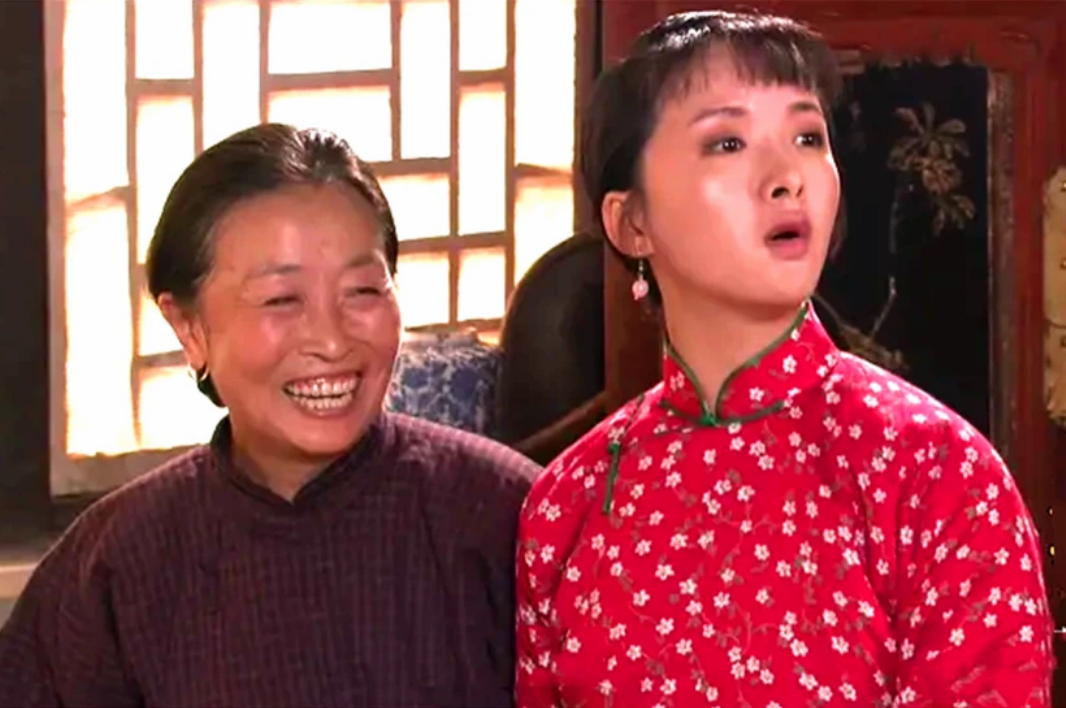 回顾张少华一生住在40平的房子里去世后丈夫的痴爱让人泪目