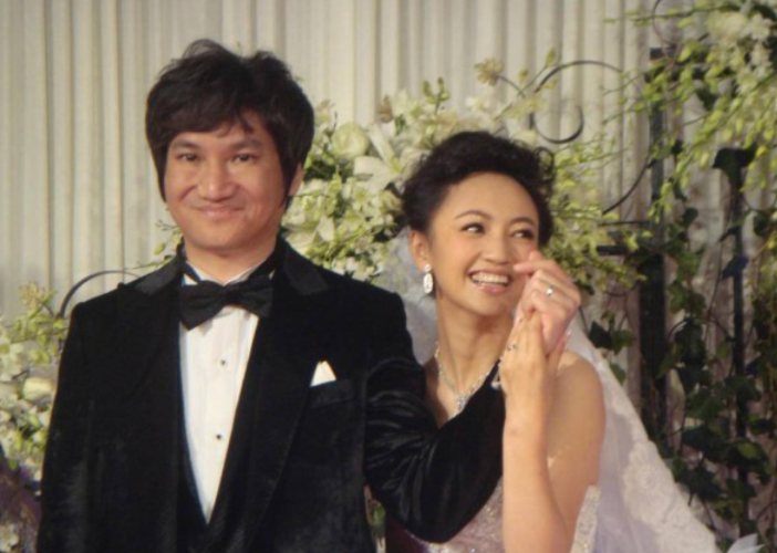 当时费麒就已经是公司的副总裁,地位仅次于王中磊,王中军两兄弟