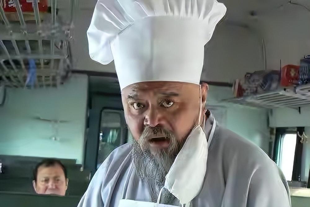 回顾李琦长子未婚让他忧心次子240斤成他心病养女是他的骄傲