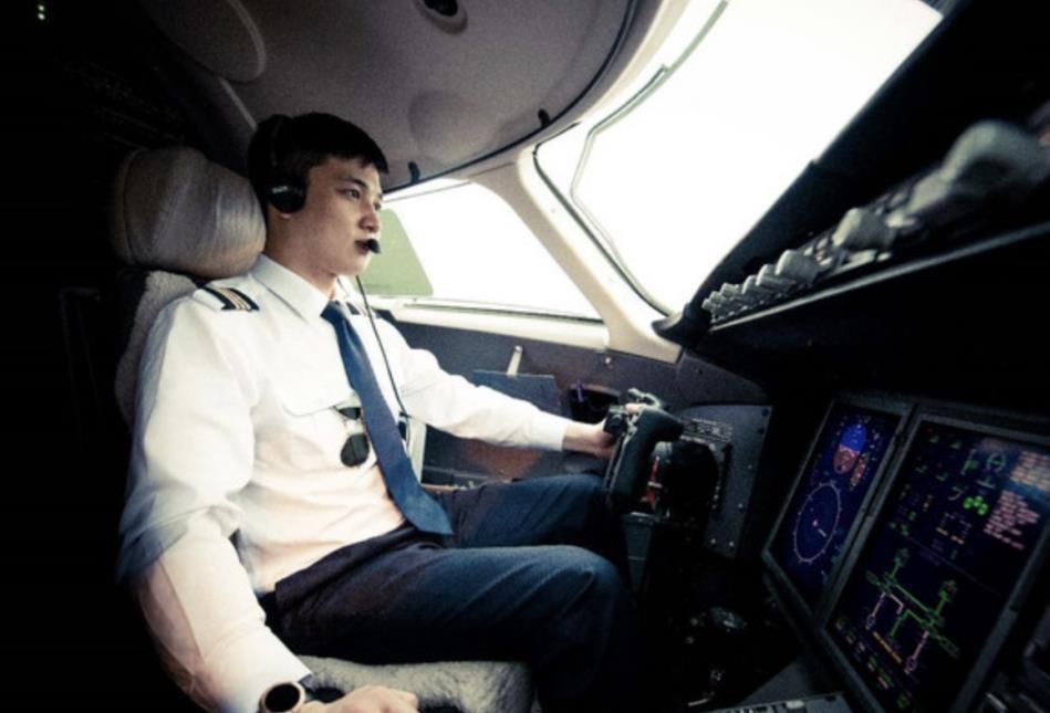 1985年中国一客机在太平洋坠落机上274人命悬一线华航006空难