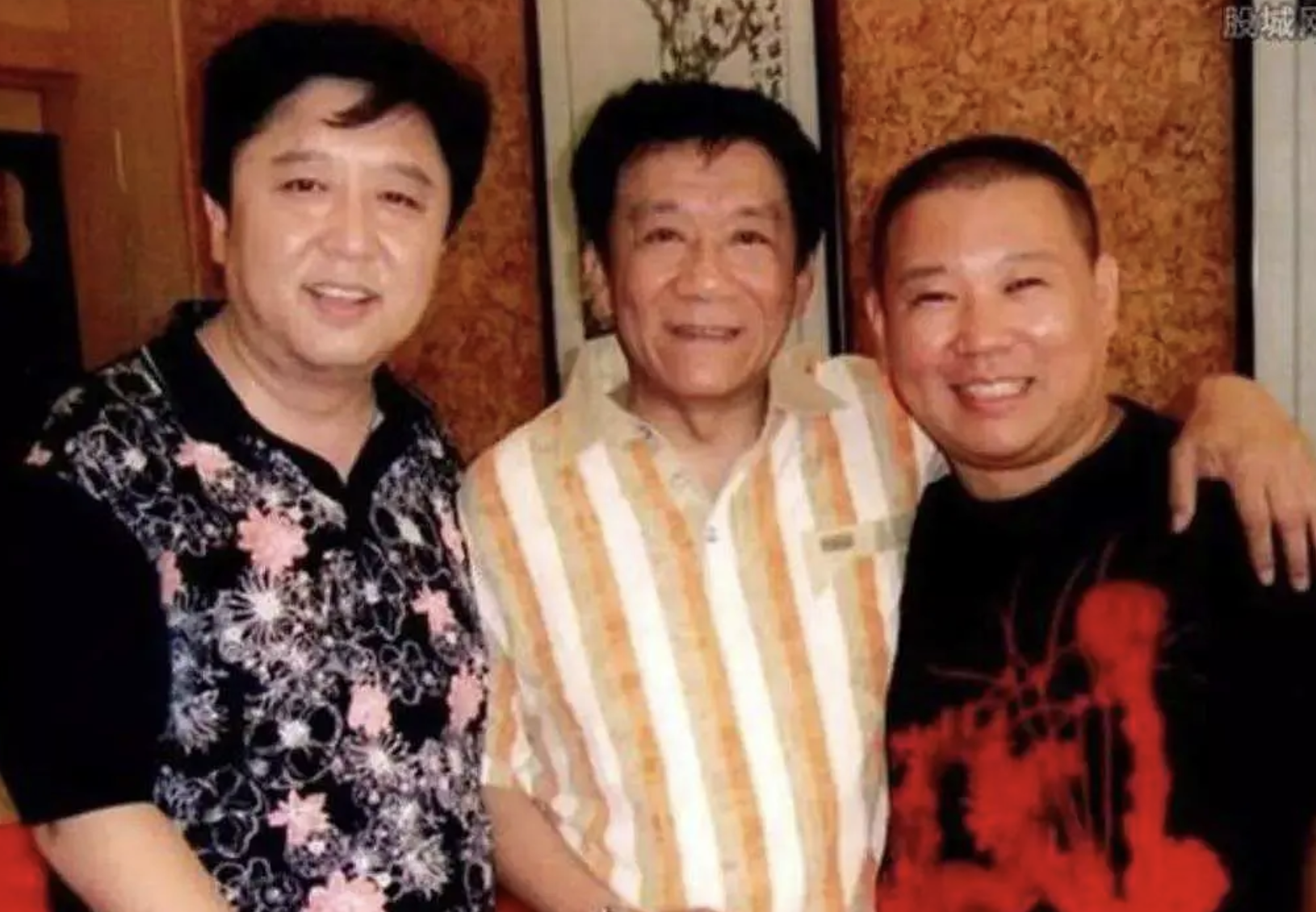 回顾袁茵与侯耀文离婚后转身嫁给师侄戴志诚她幸福了吗