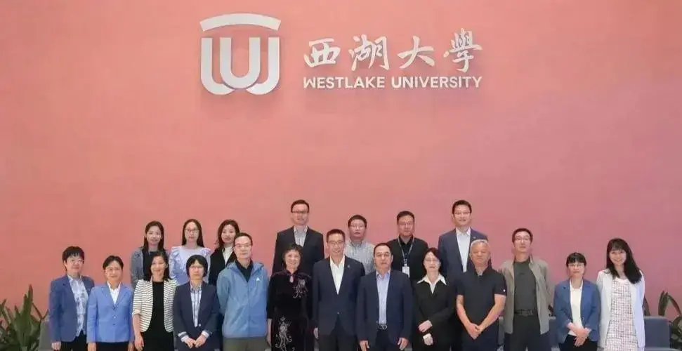 2018年施一公筹资200亿打造西湖大学,扬言5年超过清华,结果怎样