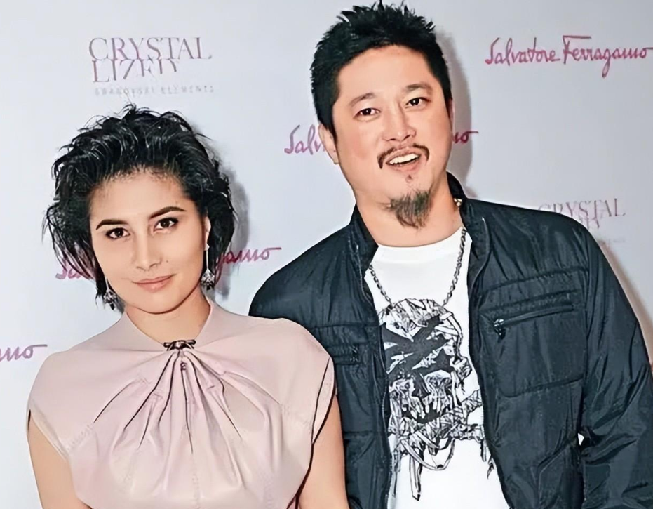 回顾何超仪因老公太帅而自卑称这辈子都不离婚