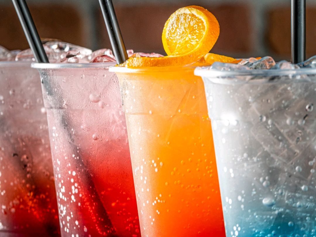 夏天烈日炎炎,消暑解渴的饮料来驱散酷热,那怎么推荐饮料