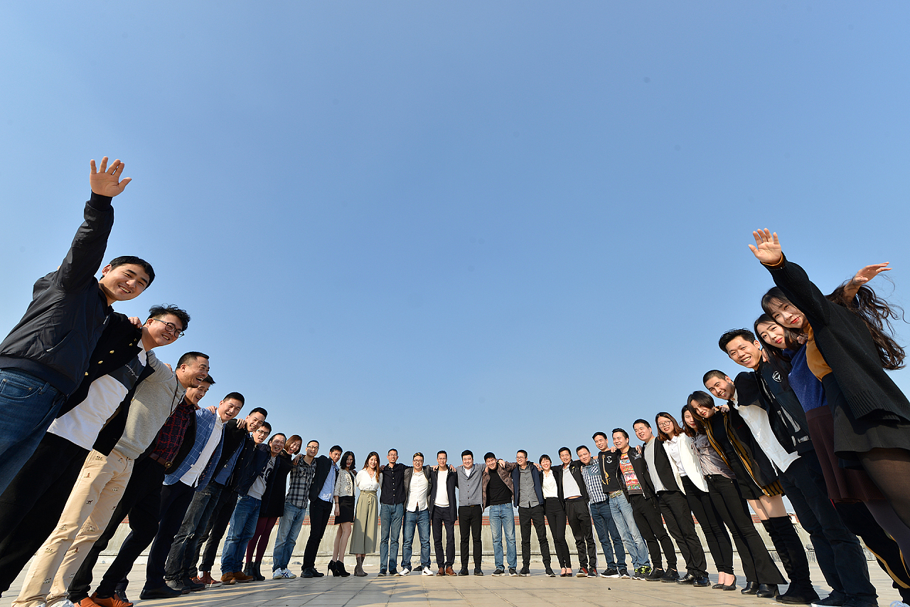 沈阳关于拍集体照,浅说几点摄影师必备的自身行为能力