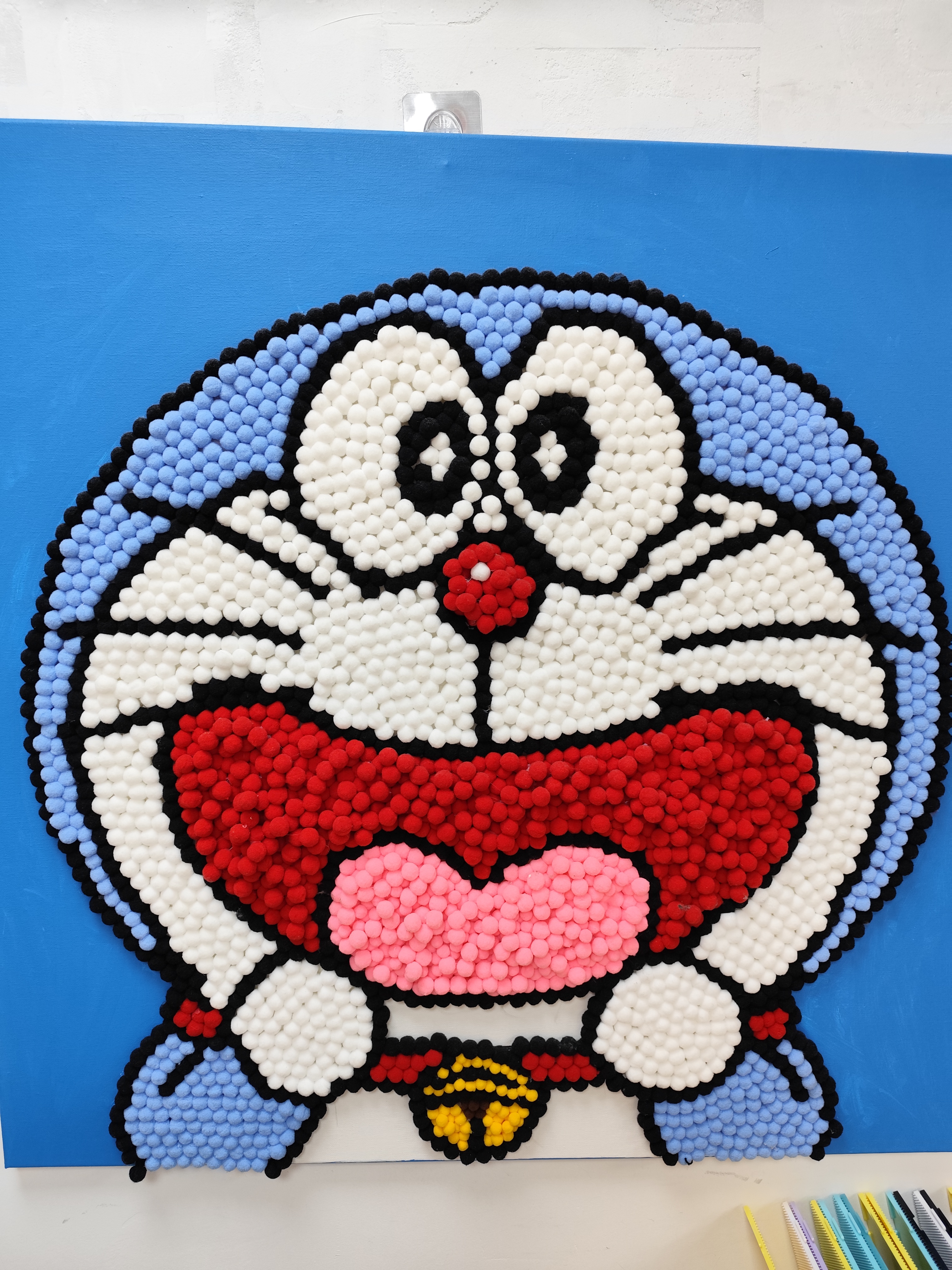 以前杠哥就给我说过,那个人不仅说话不靠谱,爱放鸽子,还很抠