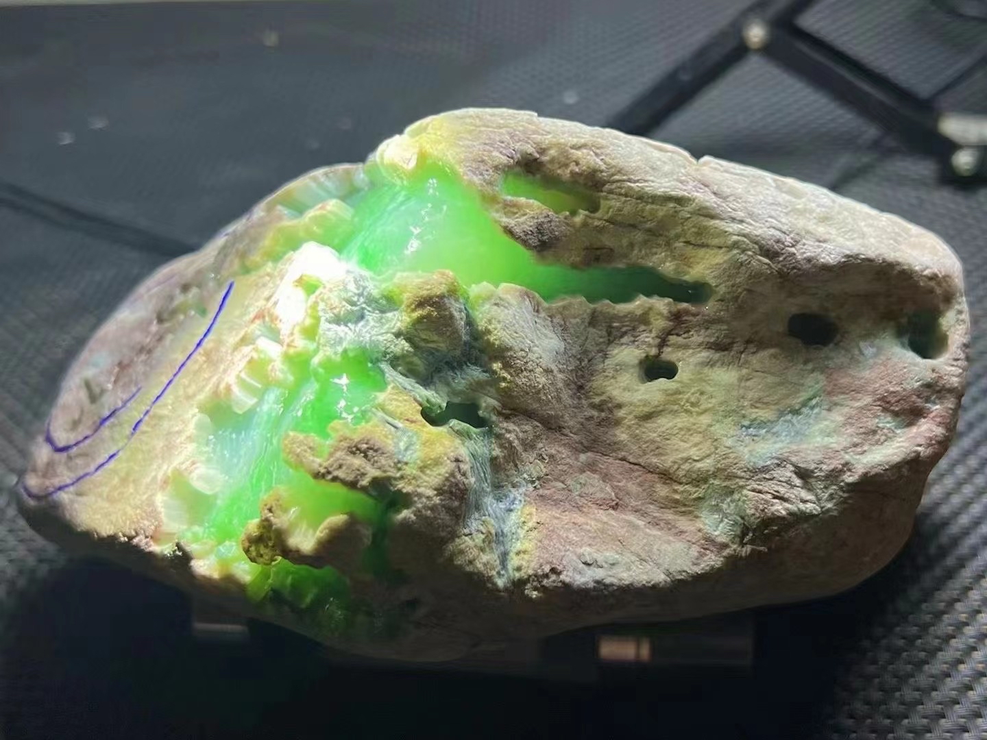 直播现场# 木那——奇迹场.@三十六行翡翠的动态