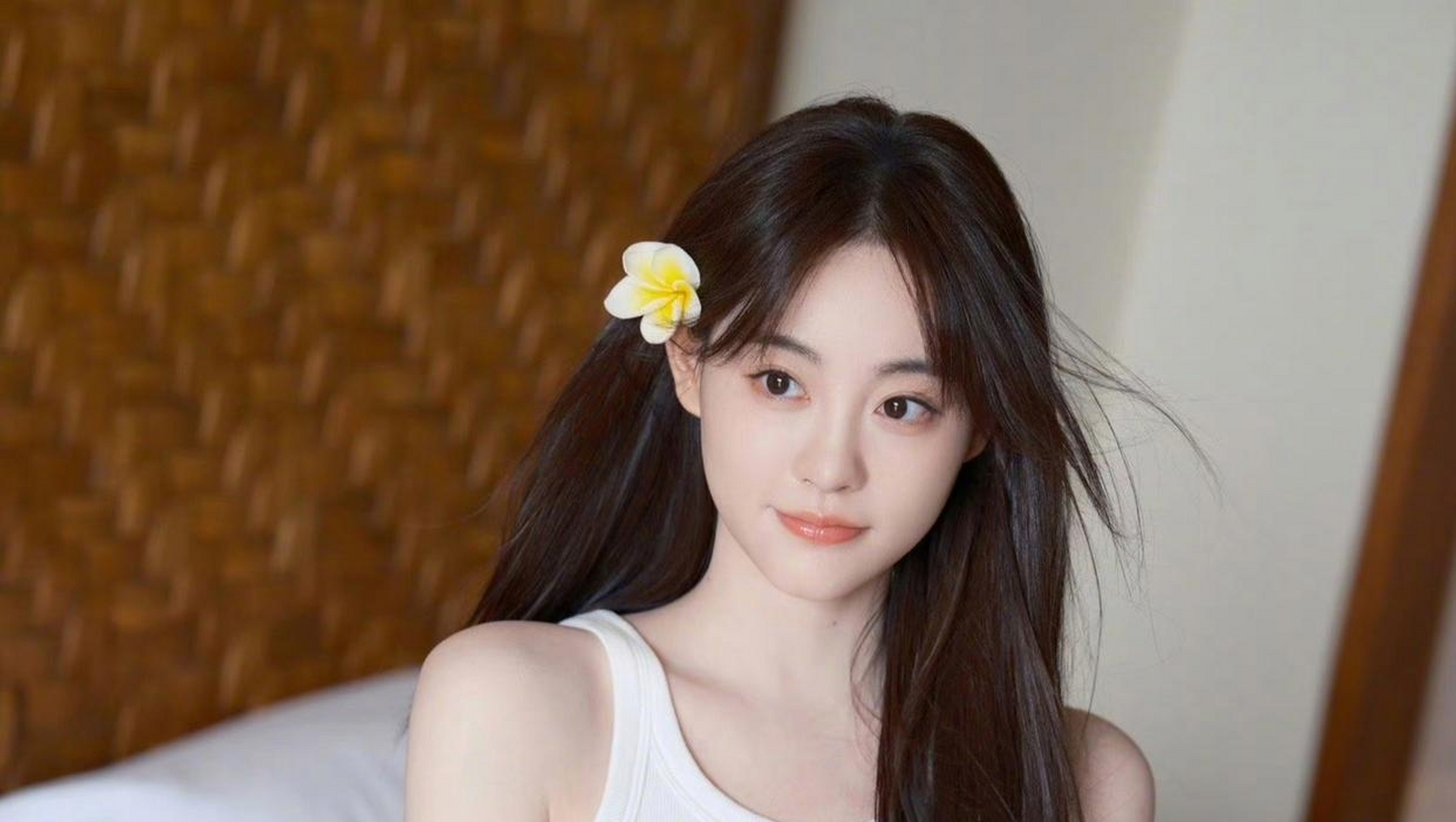 以前怎么没发现祝绪丹这么可爱这么呆萌,真的好甜啊