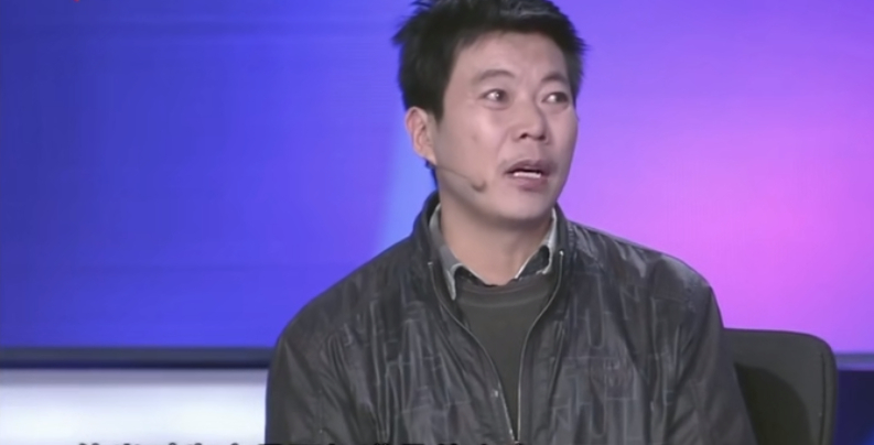 喜欢鸟类,在抓鸟被捕之前,他曾偷偷找交流群的网友买了一只凤头苍鹰