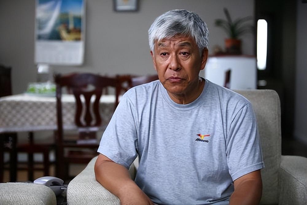 回顾张洪杰照顾瘫痪妻子30年三个子女都啃老77岁不敢休息