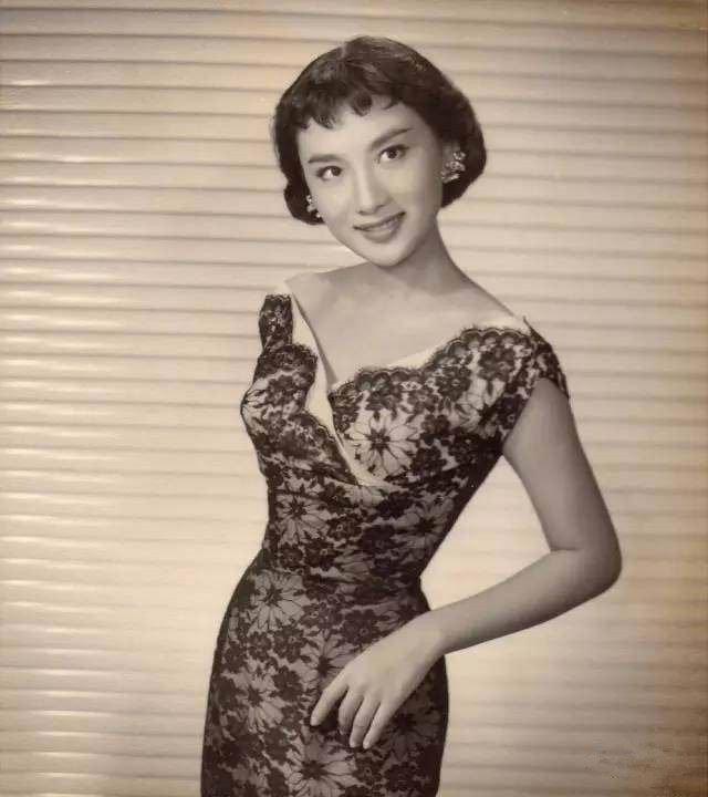 回顾绝代佳人夏梦智慧超美貌金庸暗恋她著名导演为她终生未婚