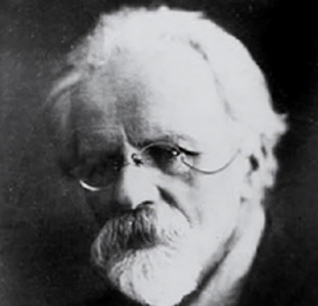 这次实验主要负责的人员是苏联著名的生物专家伊万诺夫来主持的