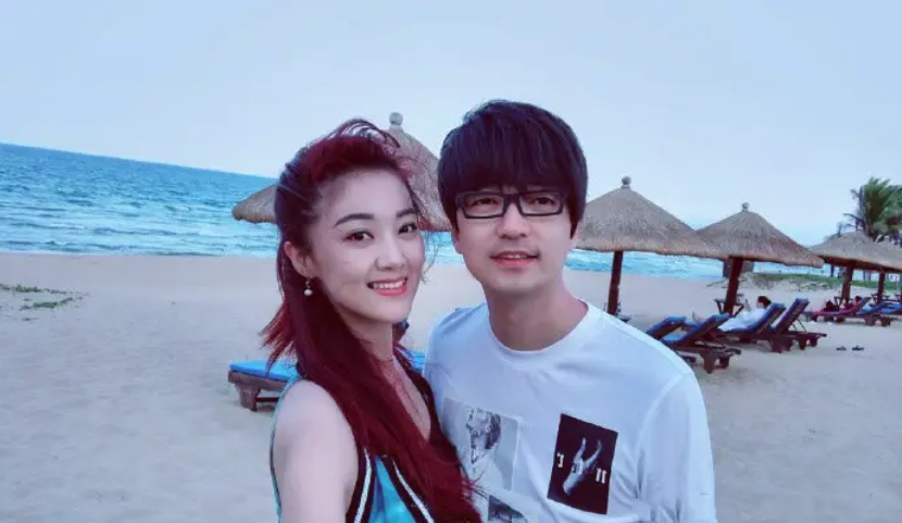 回顾玖月奇迹星光大道走红相爱14年结婚2年便离婚这是为什么