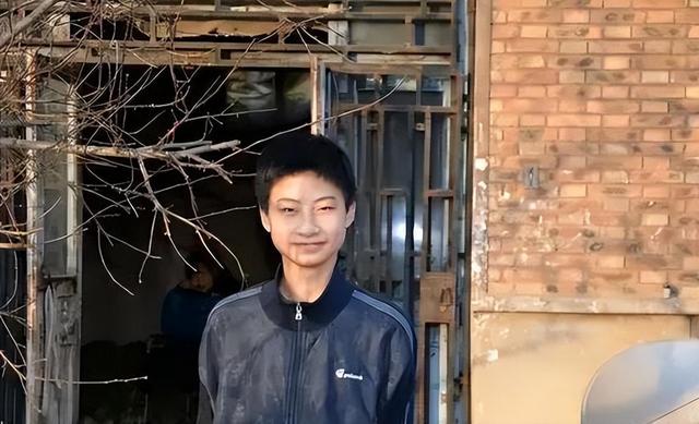 2017年贫困农村娃744分考入清华,他的故事感动众人,如今怎样了