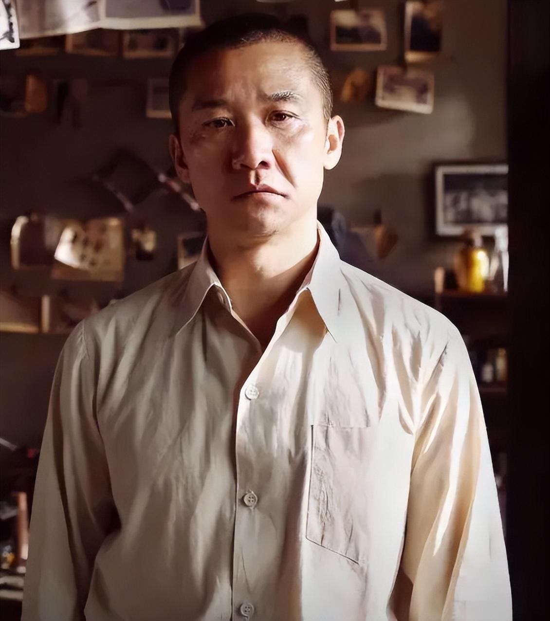 回顾黄志忠靠前妻走红婚后抛弃结婚13年的妻子如今52岁仍单身