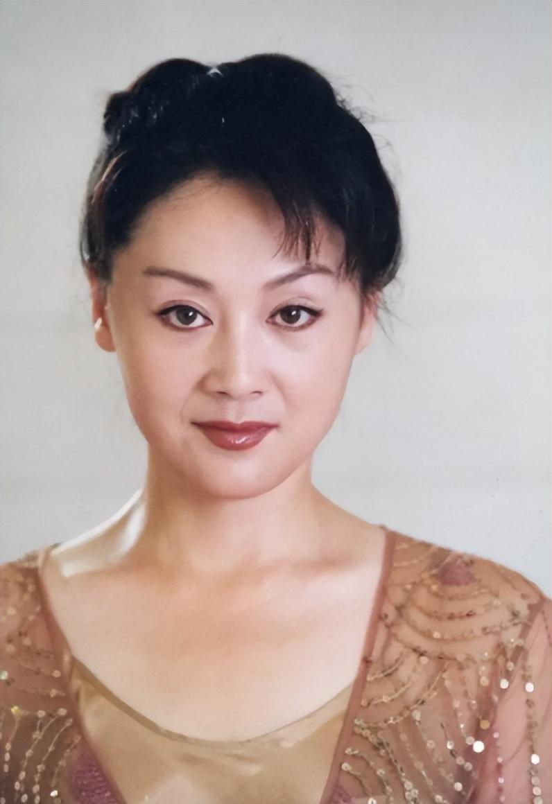 回顾王姬为自闭症儿子付出一生如今女儿也要走她的老路吗