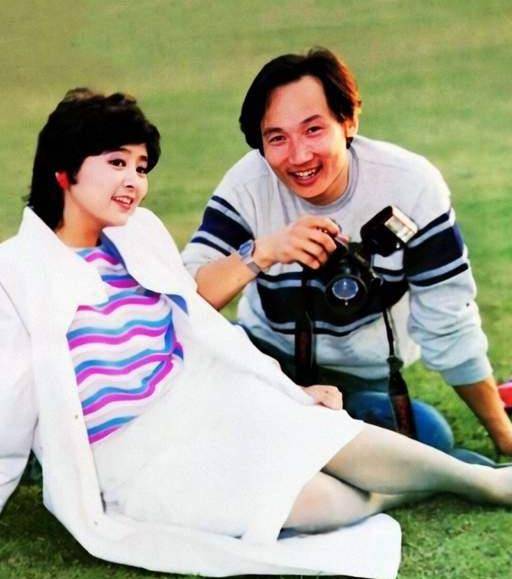 回顾张瑜与导演张建亚离婚后单身32年直言其实我蛮可怜的