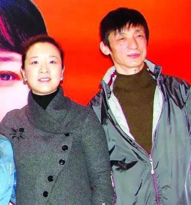 回顾老戏骨陈小艺嫁给初恋24年婚内出轨丈夫也不离婚