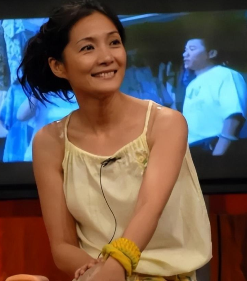 回顾演员李婷患癌去世9年后前夫带女儿二婚弟弟着急争家产