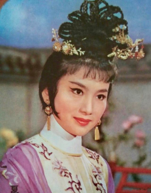 回顾绝代佳人夏梦智慧超美貌金庸暗恋她著名导演为她终生未婚