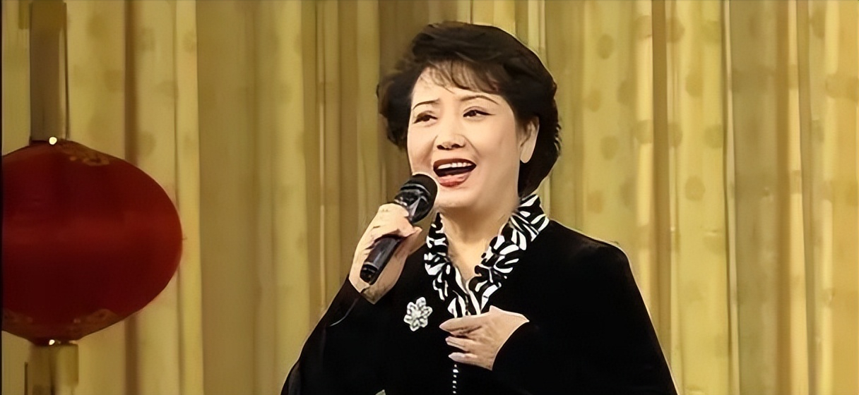 京剧名家李维康嫁给耿其昌48年坚持aa制连一个鸡蛋也不会多吃