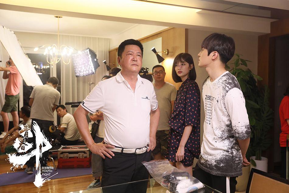 回顾丁芯和丈夫赵宝刚丁克18年愁坏婆婆意外得子全家乐开怀